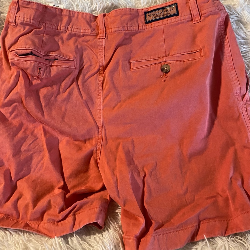 Vineyard Vines Men's Coral Shorts
